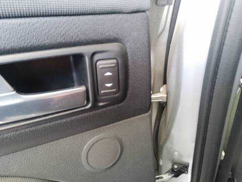 Botonera Elevalunas Ford Kuga TITANIUM 136CV 100KW