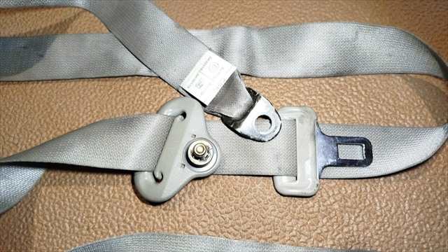 Foto 4ª: Pretensor Airbag Derecho Nissan Patrol 3.0 D GR Y61 3P [ZD30] (2002)