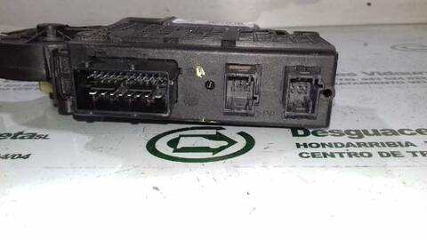 Foto 2ª: Elevalunas Eléctrico Delantero Izquierdo Citroen C4 1.6 16V HDI FAP PICASSO 109CV 80KW [9HZDV6TED4] (2010)