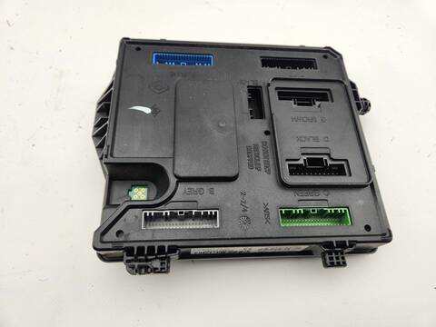 Foto 2ª: Centralita Motor ECU Renault Scenic DYNAMIQUE 131CV 96KW [R9MA402] (2013)