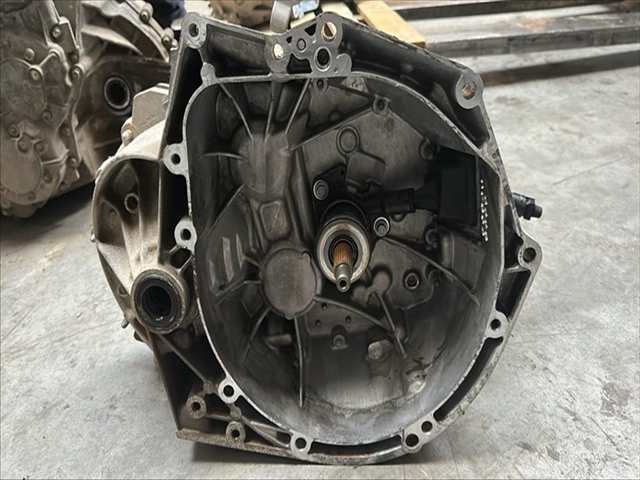 Foto 2ª: Caja Cambios Citroen C4 1.6 HDI GRAND PICASSO [D-9H05] (2011)