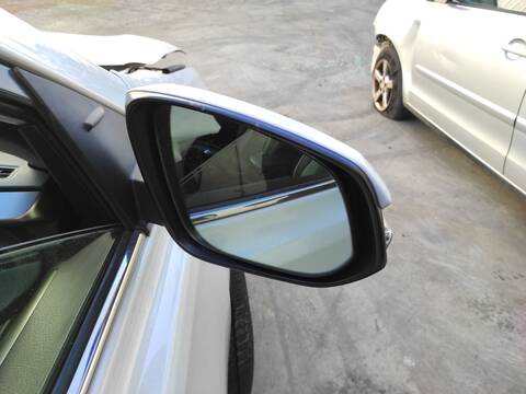 Retrovisor Derecho Toyota Rav4 2ADFTV