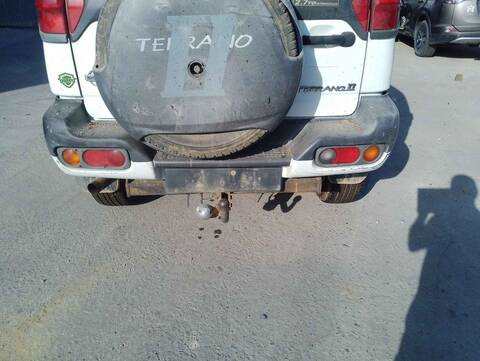Foto 2ª: Paragolpes Trasero Nissan Terrano 2.7 TDI 4WD 125CV 92KW [TD27TI] (2001)