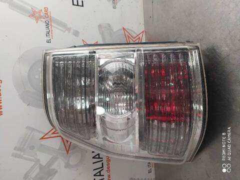 Foto 3ª: Piloto Trasero Izquierdo Mitsubishi Montero 3.2 DI-D KAITEKI 5-PTAS.) 170CV 125KW [4M41] (2007)