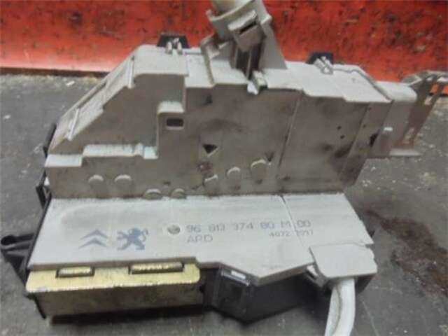 Foto 1ª: Cerradura Puerta Trasera Derecha Peugeot 407 2.0 HDI 135 [RHR (DW10BTED4)]