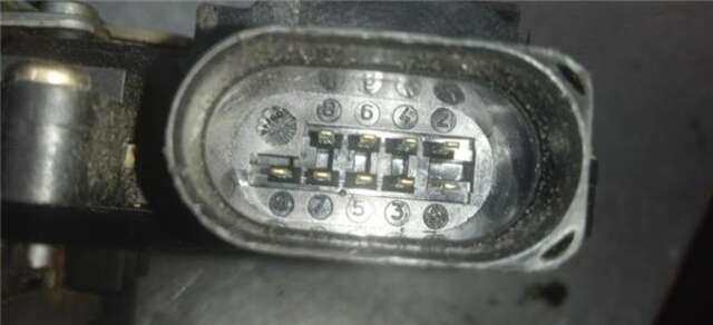 Foto 3ª: Cerradura Puerta Delantera Izquierda Audi A4 1.8 T [1.8 LTR. - 120 KW 20V TURBO] [BFB]