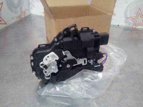 Foto 2ª: Cerradura Puerta Delantera Derecha Volkswagen Golf BERLINA 90CV 66KW (1997)