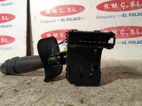 Foto 3ª: Mando Multifuncion Renault Megane 1.9 DTI DIESEL BERLINA 80CV 59KW I FASE 2 BERLINA BA0) [F9Q Q7] (2002)