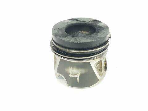 Foto 2ª: Pistones Mercedes Clase C 160 CLA 200 D 117.908) [651930] (2015)