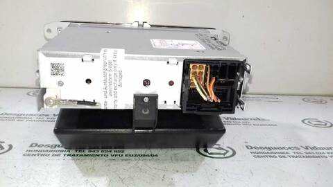 Foto 2ª: Sistema Audio Radio CD Volkswagen Polo ADVANCE BLUEMOTION 69CV 51KW [CGPA] (2011)