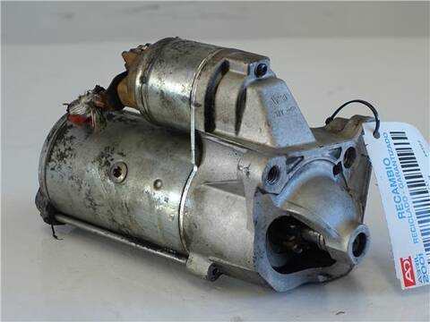 Foto 1ª: Motor de Arranque Renault Megane 1.9 DCI BM0G CM0G) 120CV 88KW II BM0/1_ CM0/1_) [D/ F9Q B 8] (2004)