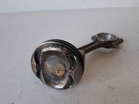 Foto 2ª: Despiece Motor Peugeot 208 ALLURE 1.2 12V E 82CV (2013)