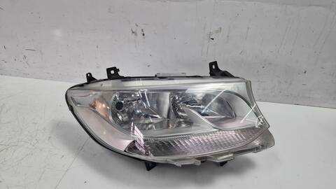 Faro Derecho Mercedes Sprinter 143 CV 105KW