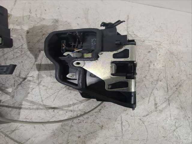 Foto 3ª: Cerradura Puerta Trasera Izquierda Bmw Serie 1 114 120 D 177CV [N47 D20 A N47 D20 C] (2003)