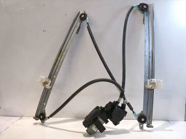 Foto 3ª: Elevalunas Eléctrico Delantero Izquierdo Renault Megane 1.5 DCI 2002-2008 [K9KP7] (2005)