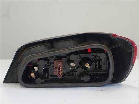 Foto 2ª: Piloto Trasero Izquierdo Peugeot 306 2.0 HDI 90 90CV 66KW [RHY (DW10TD)] (2000)