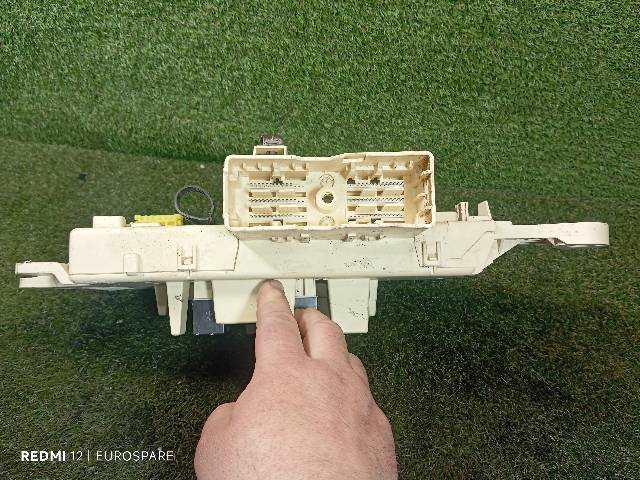 Foto 3ª: Caja Reles Fusibles Lexus LX 4.7 G 470 V8 (2002)