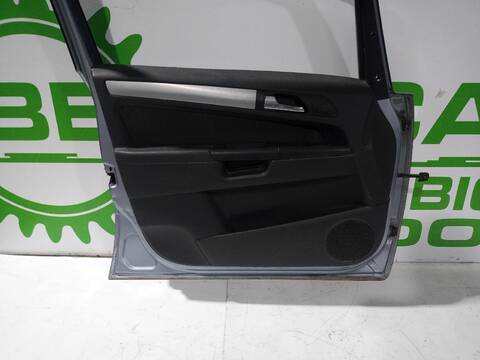 Foto 3ª: Puerta Delantera Izquierda Opel Zafira 1.9 CDTI CAT Z 19 DTL) 101CV [D/ Z19DT] (2005)