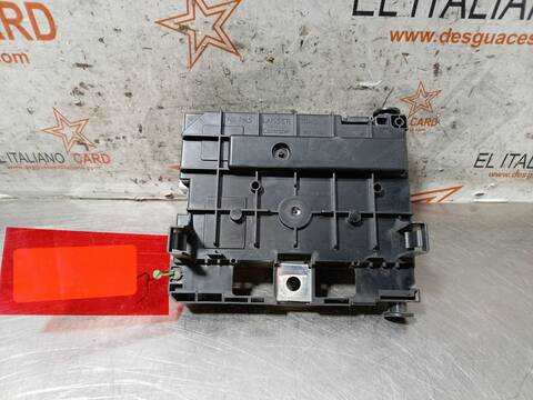 Foto 3ª: Caja Reles Fusibles Citroen Berlingo 1.6 BLUEHDI 100 99CV 73KW [BH02] (2016)