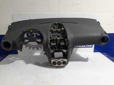 Salpicadero Opel Corsa 1.3 16V CDTI 75CV
