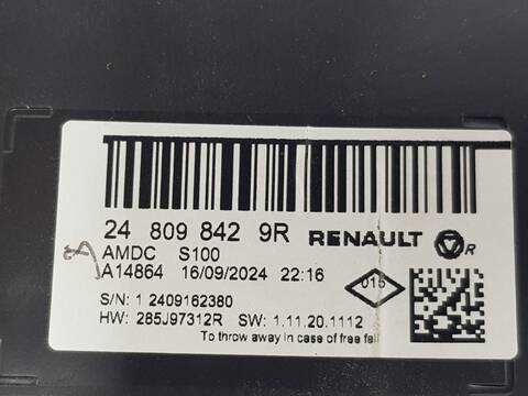 Foto 3ª: Cuadro de Instrumentos Dacia Jogger EXTREME