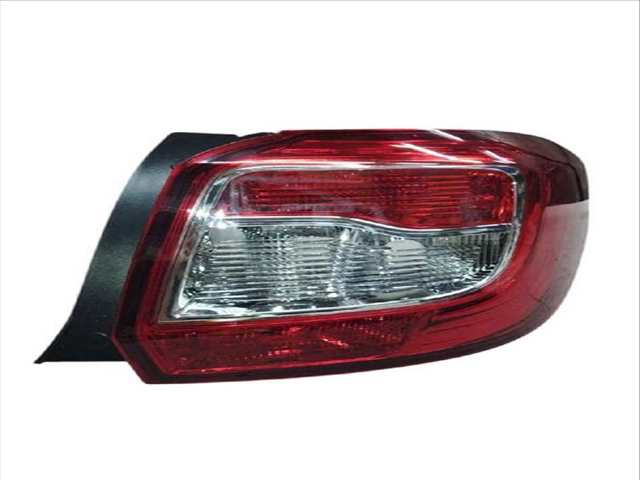 Foto 2ª: Piloto Trasero Derecho Dacia Sandero 1.5 DCI (2012)