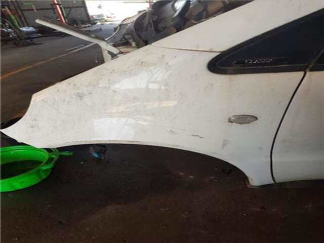 Foto 2ª: Aleta Delantera Izquierda Mercedes Clase A 140 1.6 160 (168.033) [1.6 LTR. - 75 KW CAT] [M 166.960]