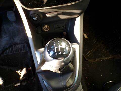 Foto 3ª: Caja Cambios Renault Clio H4B4 (2016)