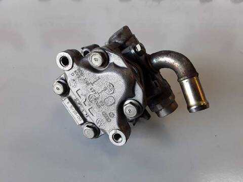 Foto 2ª: Bomba de Direccion Volkswagen Passat AVB (2001)