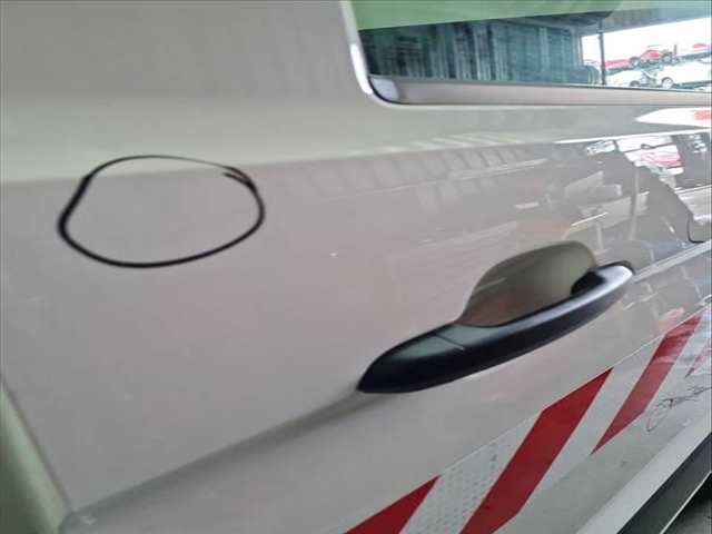 Foto 2ª: Puerta Delantera Derecha Volkswagen Crafter 2.0 TDI 140CV 103KW FURGONETA [DNAE] (2025)