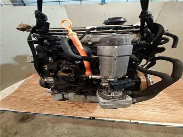 Foto 2ª: Motor Completo Volkswagen Golf 1.9 SOUL [1.9 LTR. - 74 KW TDI] [ATD]
