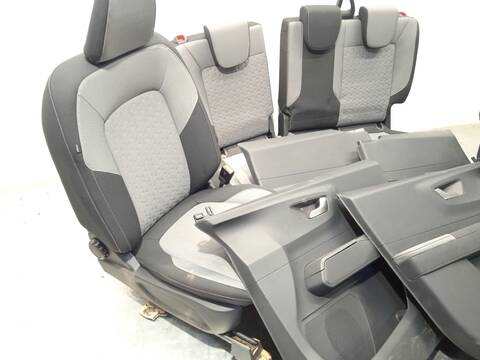 Foto 2ª: Asientos Traseros Ford Tourneo 1.0 ECOBOOST 125CV 92KW [B7NB] (2024)