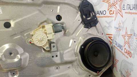 Foto 4ª: Elevalunas Eléctrico Delantero Izquierdo Mercedes Clase C 160 C 220 CDI BLUEEFFICIENCY 204.302) COUPE 170CV 125KW [651911] (2011)