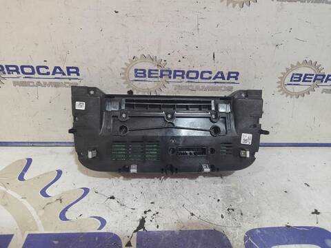 Foto 3ª: Mando Calefacción A. A. Jaguar XE 2.0 DIESEL CAT 241CV (2014)