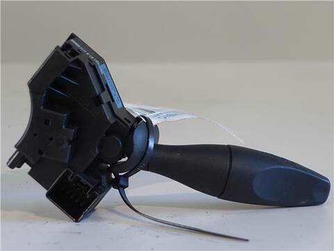 Foto 2ª: Mando Multifuncion Ford Fiesta 1.4 16V 80CV 59KW [FXJB] (2004)