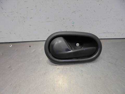 Maneta Interior Trasera Izquierda Dacia Sandero STEPWAY 90CV 66KW
