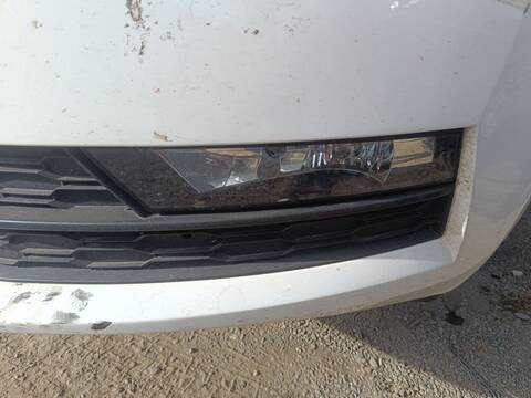 Faro Antiniebla Delantero Izquierdo Skoda Octavia AMBITION 150CV 110KW