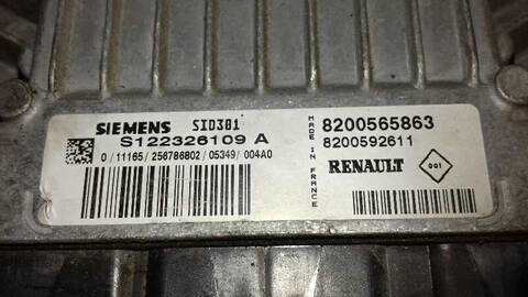 Foto 3ª: Centralita Motor ECU Renault Megane 1.5 DCI DIESEL BERLINA 106CV 78KW II CLASSIC BERLINA [K9K732] (2006)