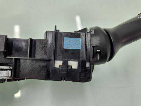 Foto 3ª: Mando Multifuncion Lexus IS 220D 177CV 130KW [2AD-FHV] (2007)