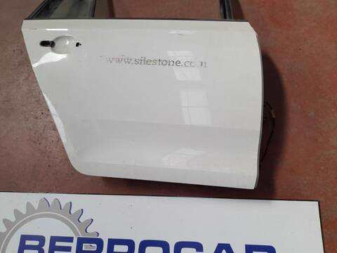 Foto 3ª: Puerta Trasera Derecha Skoda Spaceback 1.6 TDI 90CV [D/ CAY] (2013)