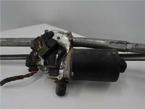 Foto 2ª: Motor Limpia Delantero Mercedes Clase B 150 2.0 200 CDI 245.208) 140CV 103KW [OM 640.941] (2005)