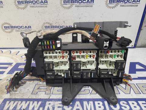 Caja Reles Fusibles Jaguar XE 2.0 DIESEL CAT 180CV 132KW