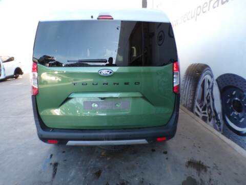 Portón Ford Tourneo B7NB
