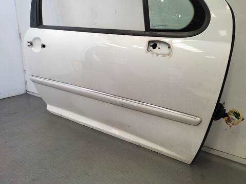 Foto 3ª: Puerta Delantera Derecha Peugeot 207 GT 150CV 110KW [5FX] (2010)