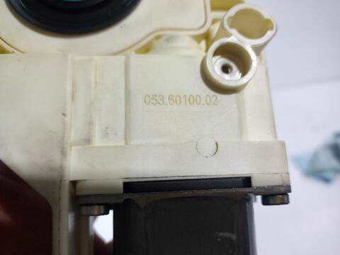 Foto 2ª: Elevalunas Eléctrico Delantero Izquierdo Land Rover Discovery TDV6 HSE AUT. 245CV [306DT] (2009)