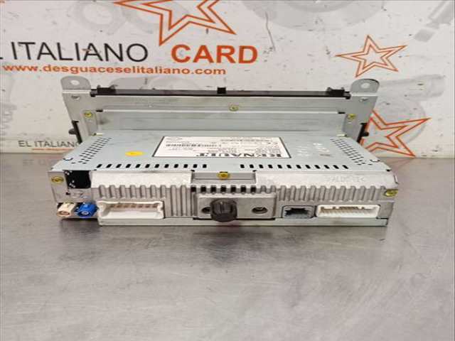 Foto 3ª: Sistema GPS Renault Clio ZEN 89CV 66KW [H4B A4] (2015)