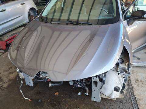 Capot Renault Captur TECHNO 140CV 103KW