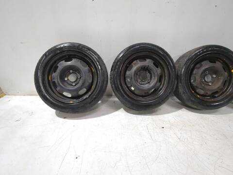 Foto 2ª: Juego LLantas Seat Arosa 1.4 TDI 75CV [AMF] (1997)