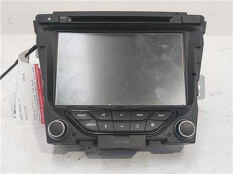 Foto 1ª: Sistema Audio Radio CD Hyundai i40 1.7 STYLE 141CV 104KW [D4FD] (2015)
