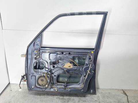 Foto 3ª: Puerta Delantera Derecha Mitsubishi Montero 3.2 DI-D CAT 160CV 118KW [4M41] (2002)
